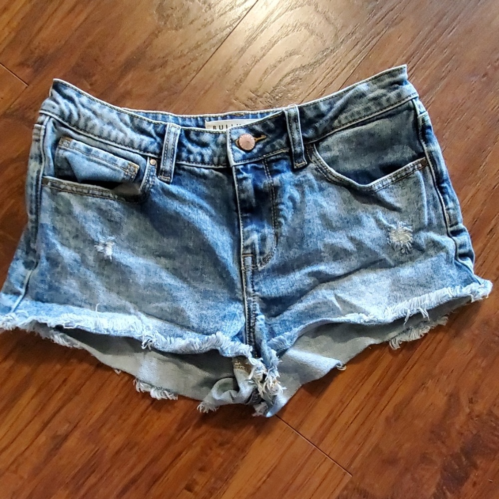 Bullhead shorts